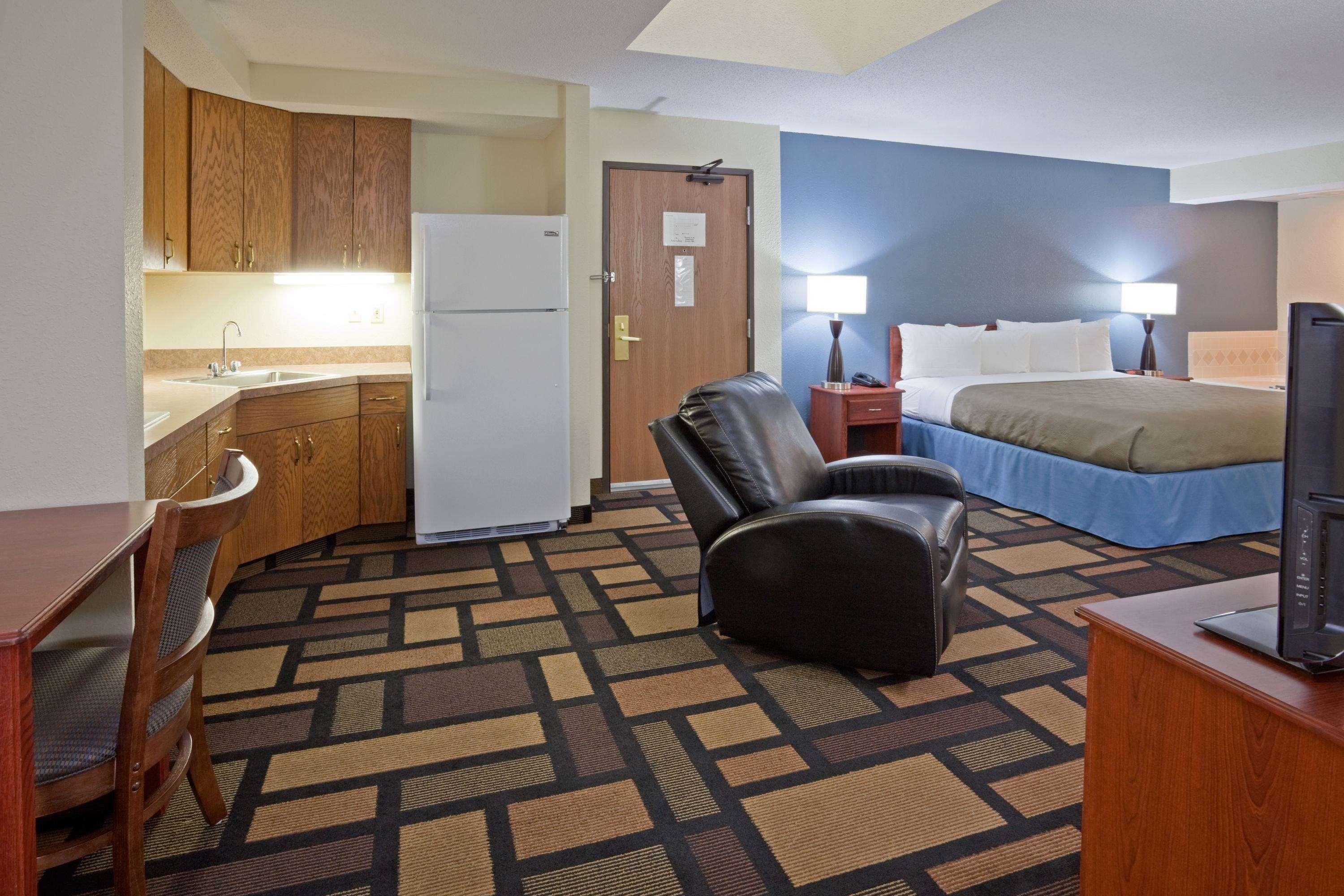 Hotel Americinn By Wyndham 3*